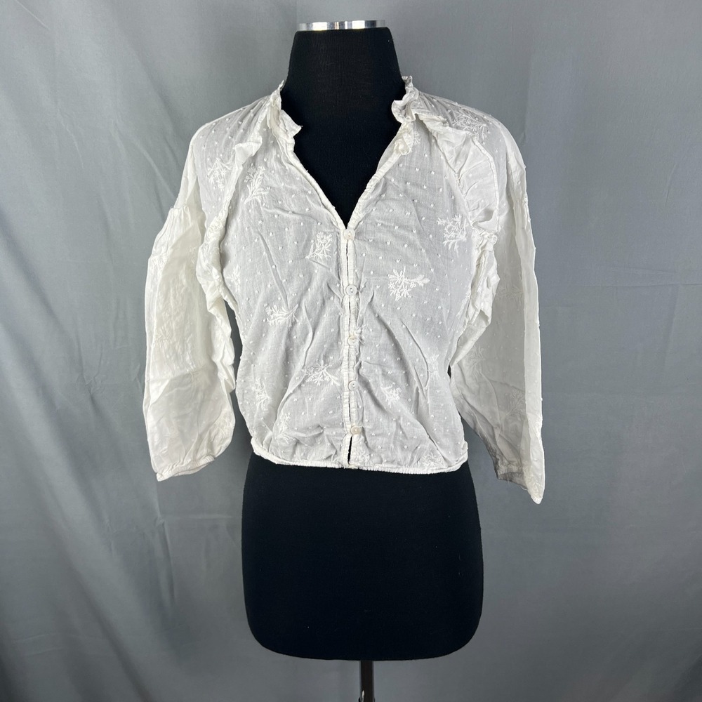 Lulumari Cropped Top Womens M White Cotton Swiss Dot Embroidered Button Front